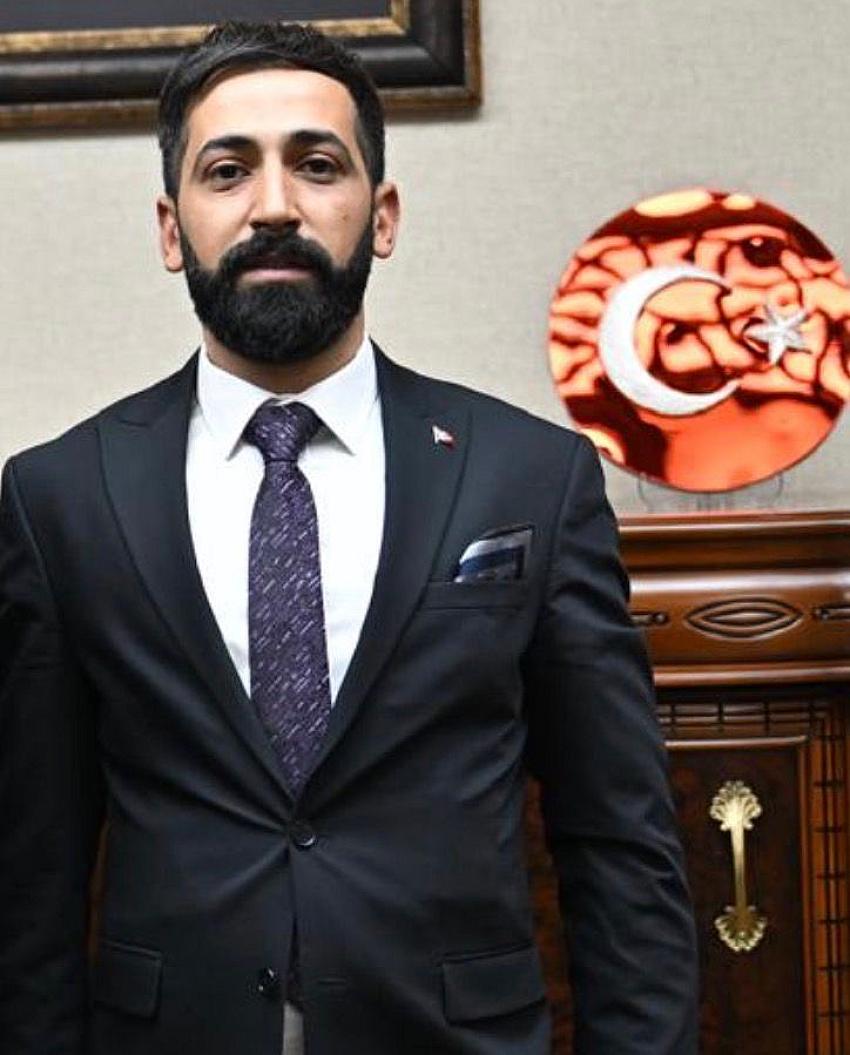 Belediye Meclis Üyesi Güçten’den Genç Belediye Başkanı Tartar’a Eleştiriler 