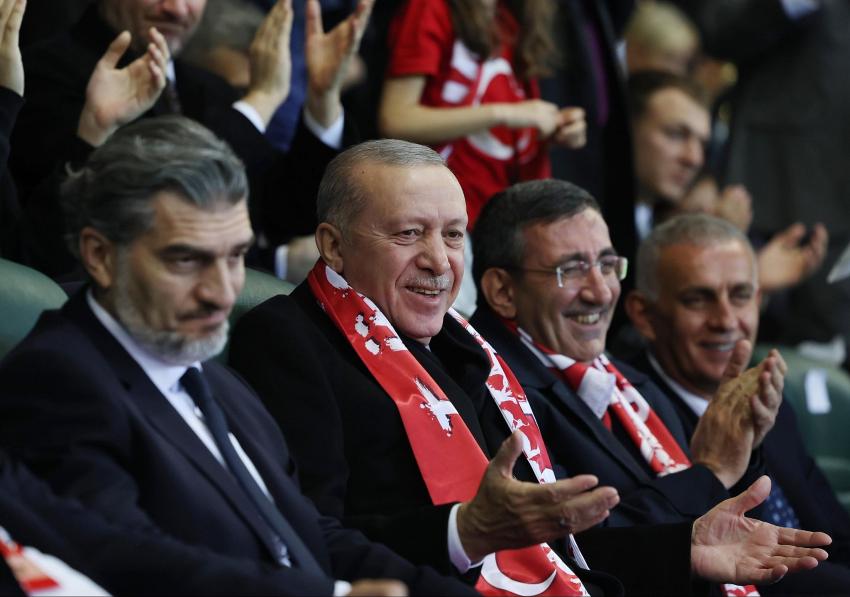 Erdoğan ile Yılmaz Milli Maçı Beraber Takip Etti
